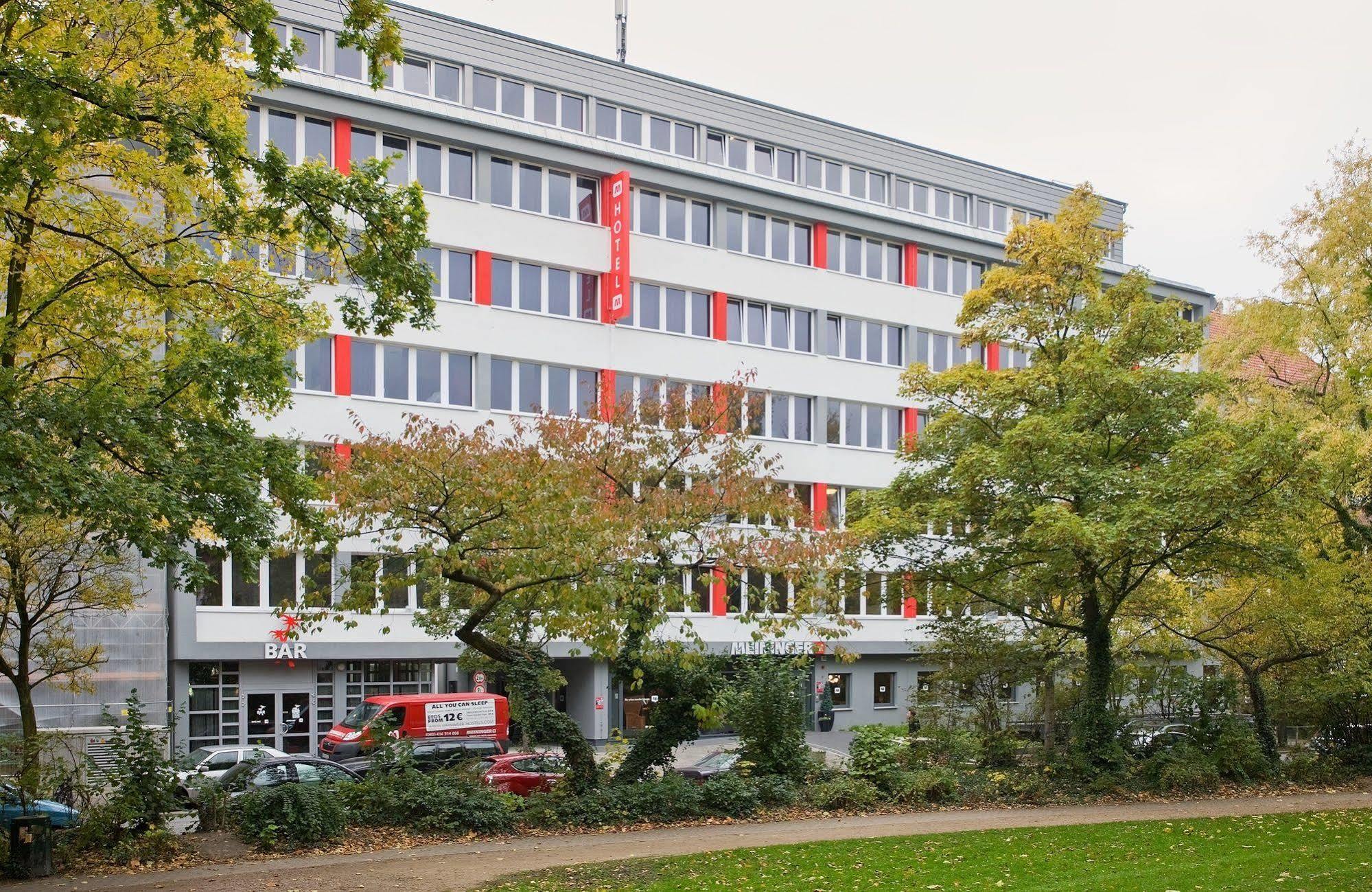Meininger Hotel Hamburg City Center Exterior photo